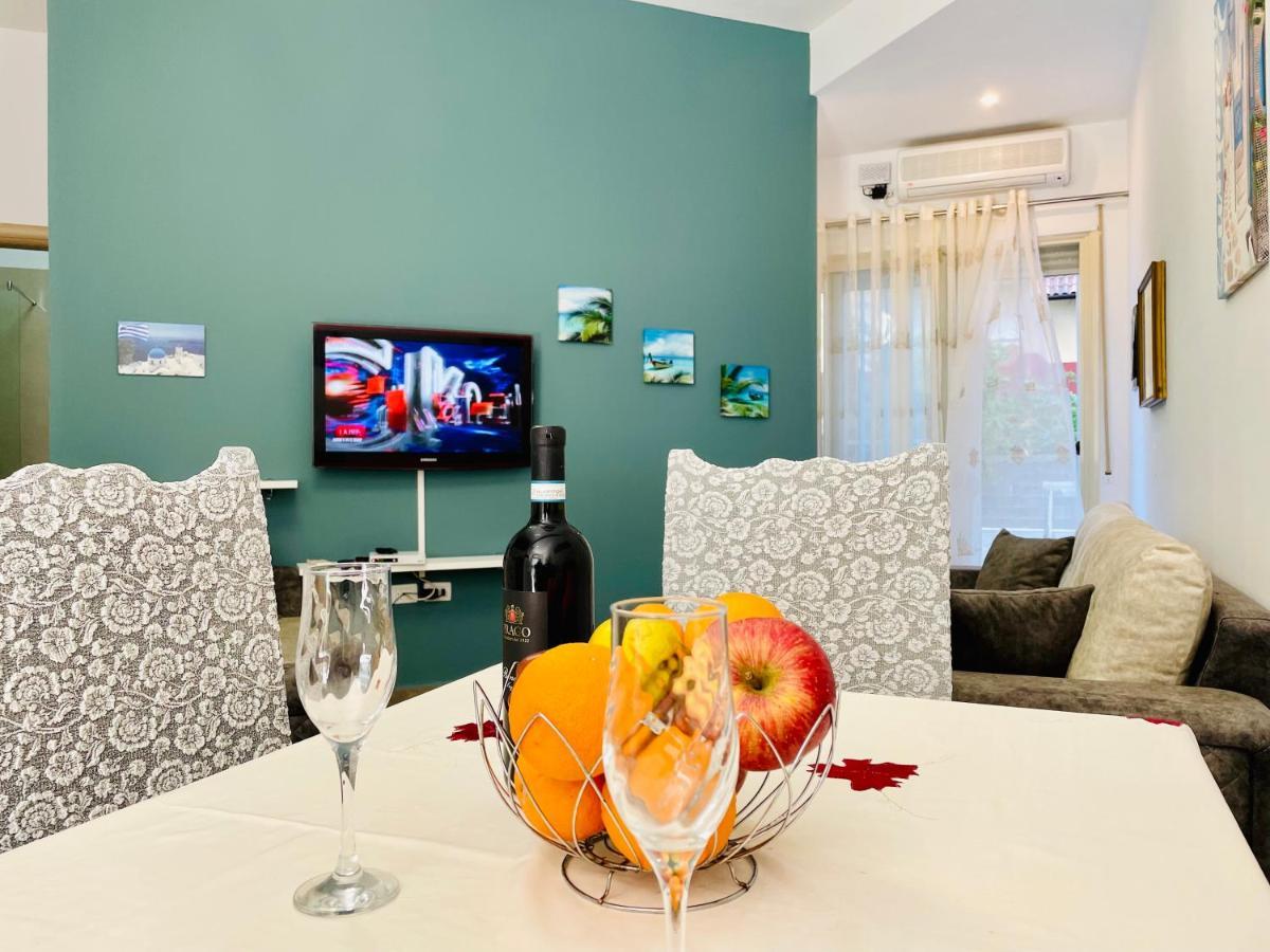 Jico Travel - Erjon Apartments Vlore Bagian luar foto