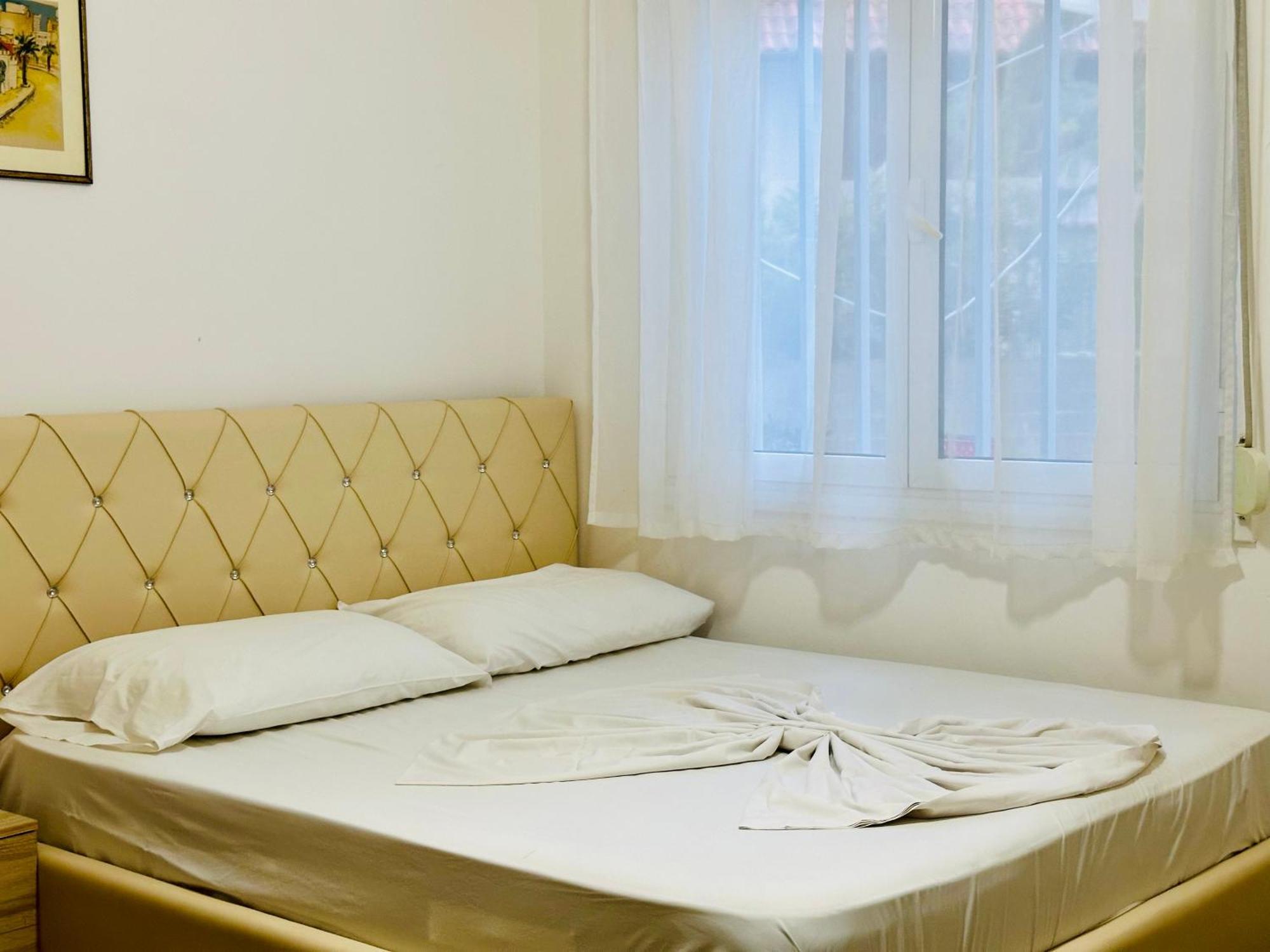 Jico Travel - Erjon Apartments Vlore Ruang foto